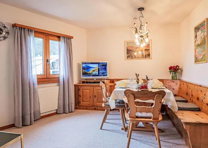 Chesa Polaschin B - B10 - By Interhome Appartement *